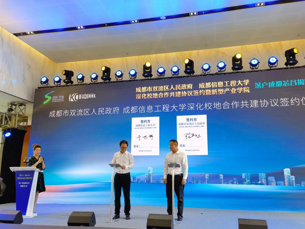 https://cbgccdn.thecover.cn/FqivGD2-0gPtS0M0kTVfPoK3_VAJ https://cbgccdn.thecover.cn/FqivGD2-0gPtS0M0kTVfPoK3_VAJ